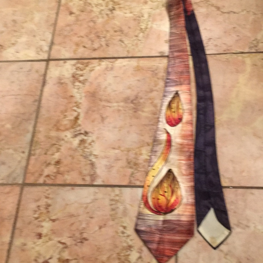 VINTAGE HANDPAINTED TIE RESILO